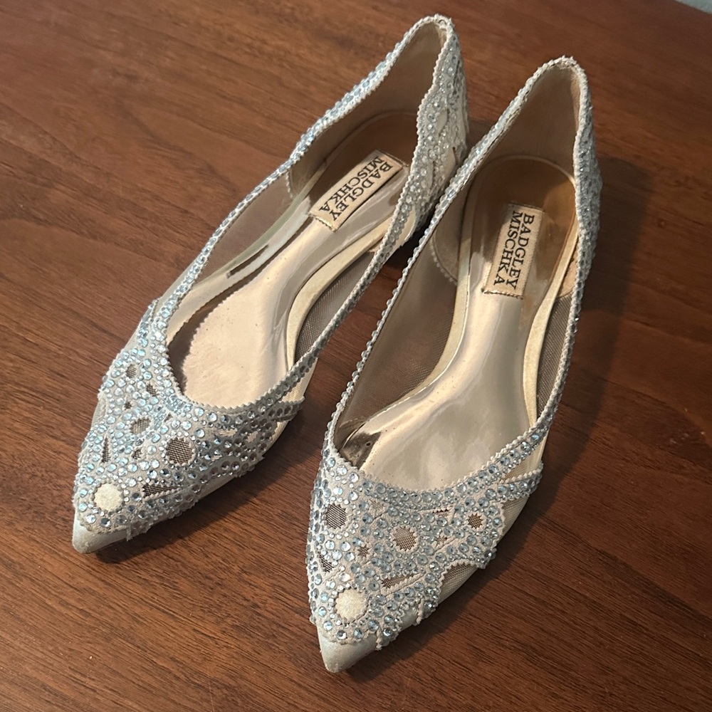 Badgley Mischka Women's Silver Embellished Flats